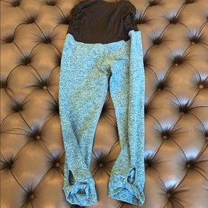 Beyond yoga twist leggings